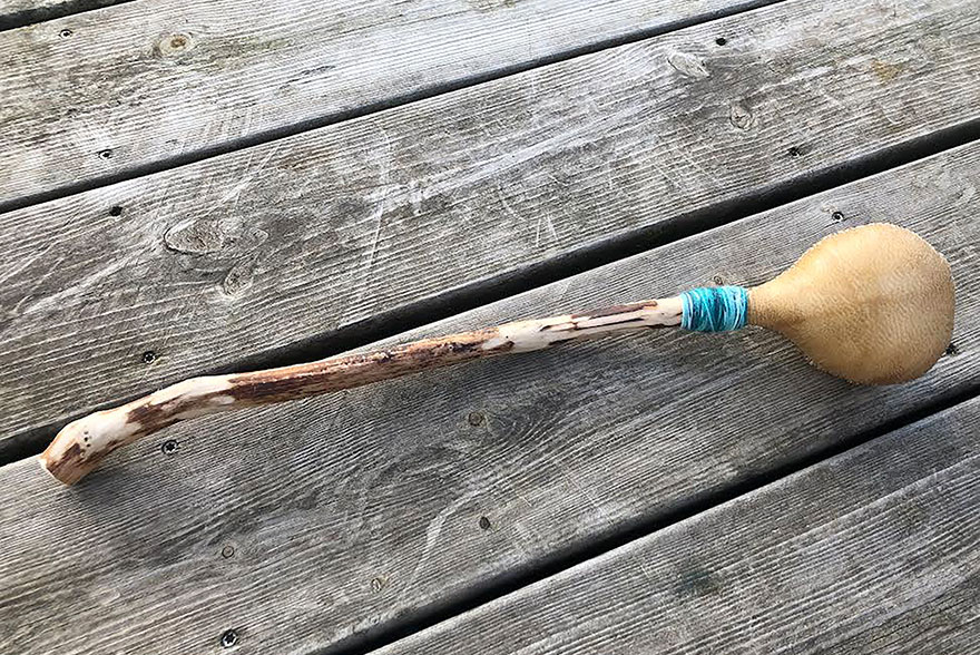 Hochet en peau de bouc (hochet 9)